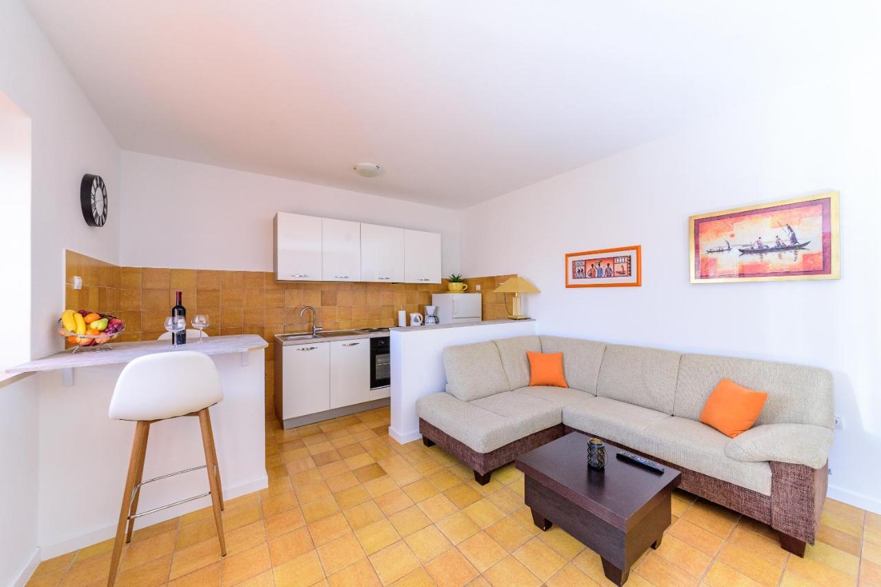 Apartmani Bokin Bol Exteriér fotografie