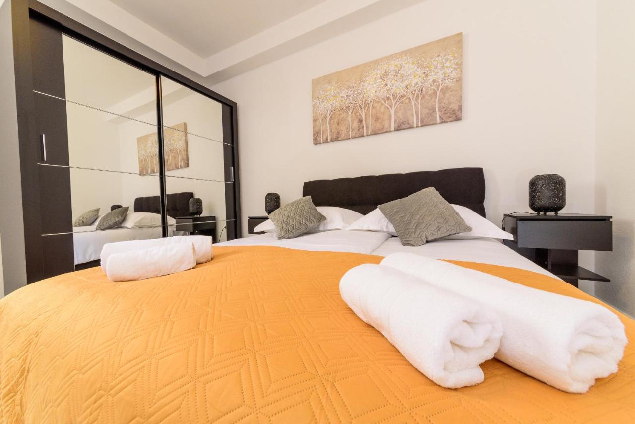 Apartmani Bokin Bol Exteriér fotografie
